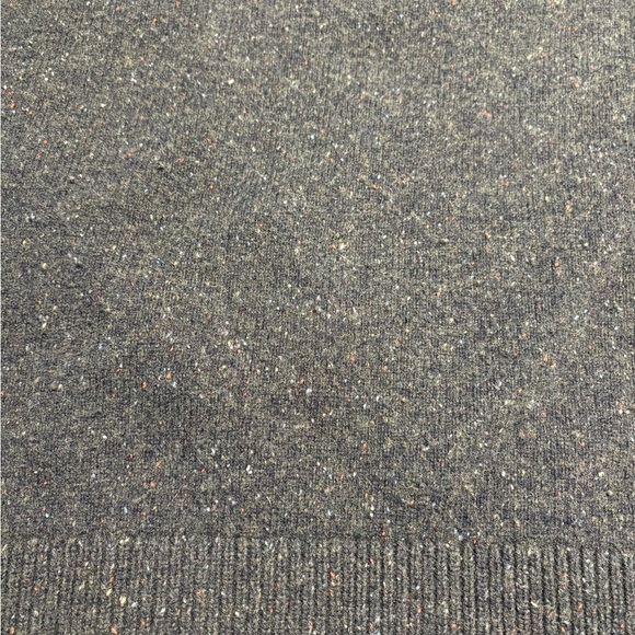 J. Crew Men's Olive Crewneck 80% Lambswool Sweater - Picture 6 of 9